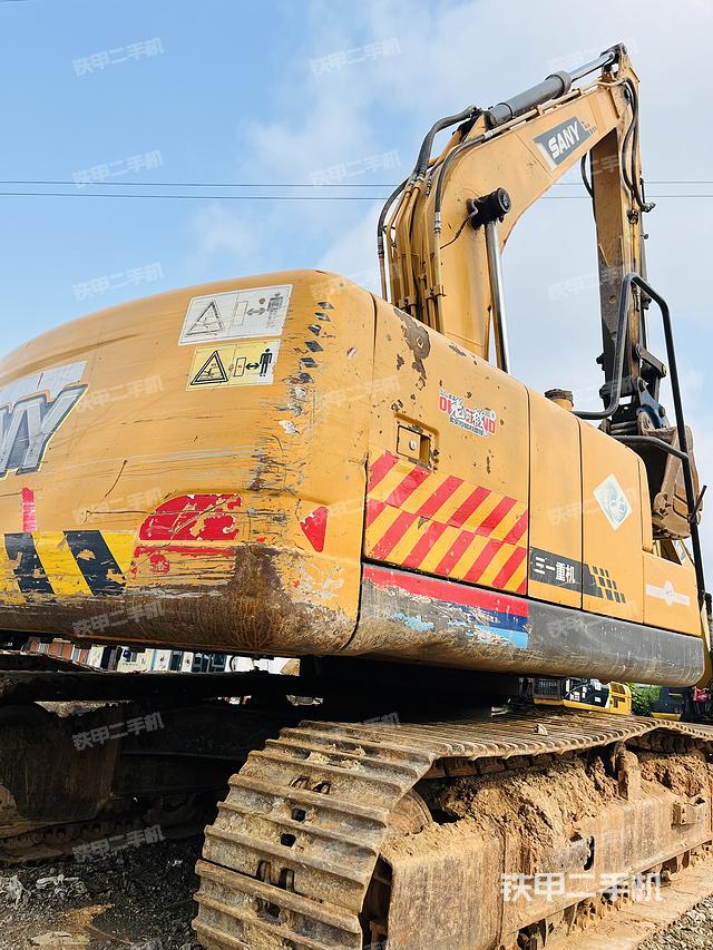 整机右后45°（整机外观）