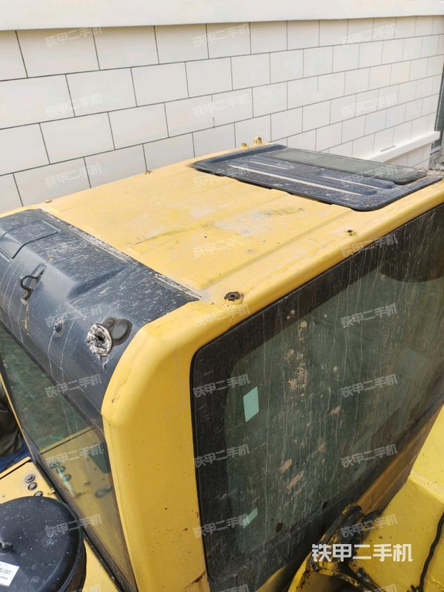 驾驶室顶部俯视（上车部件）