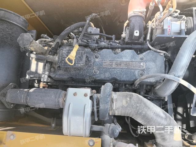 氣門室蓋螺絲特寫（上車部件）