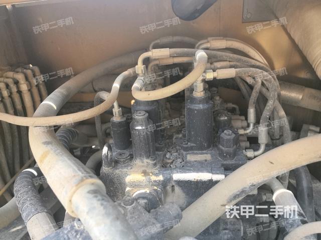 駕駛室頂部俯視（上車部件）