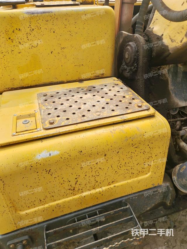 大臂根部 斜视（工作和回转装置）