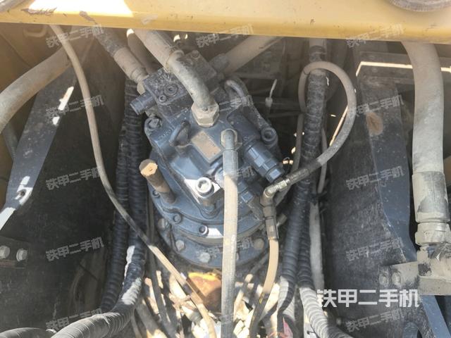 發(fā)動機(jī)室（上車部件）