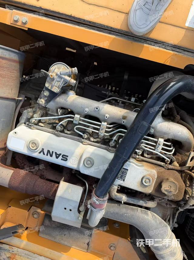 发动机整体俯视（整机外观）