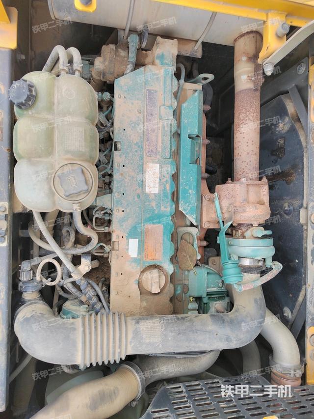 发动机整体俯视（整机外观）