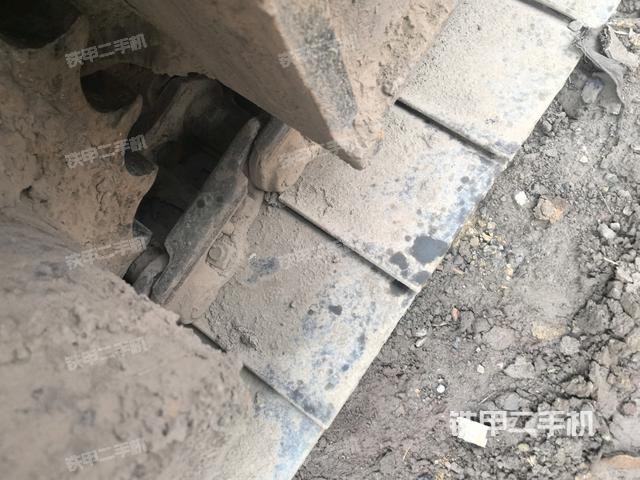 左導(dǎo)向輪（行走機(jī)構(gòu)）