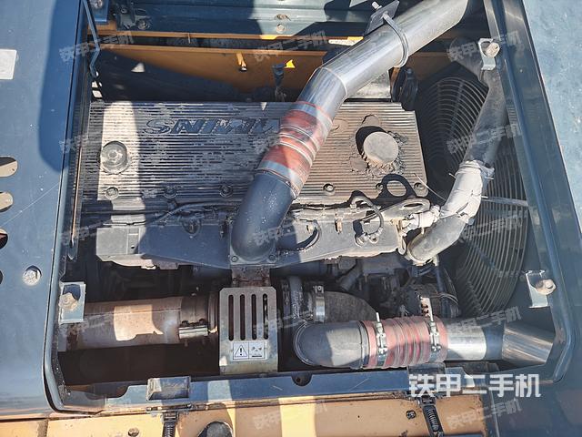 发动机整体俯视（整机外观）