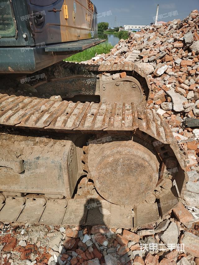 单侧履带整体（整机外观）