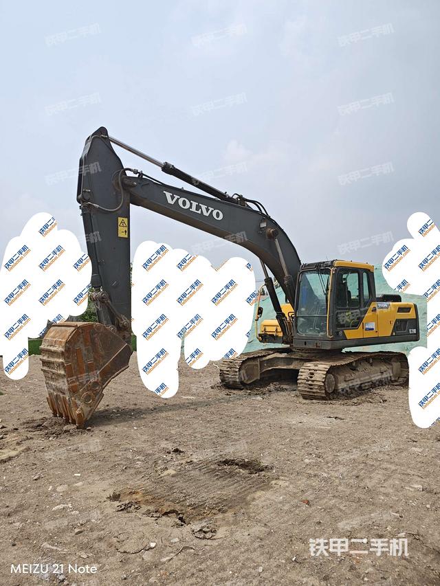 沃爾沃EC210D挖掘機(jī)
