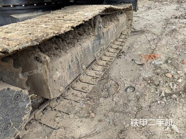 单侧履带整体（整机外观）