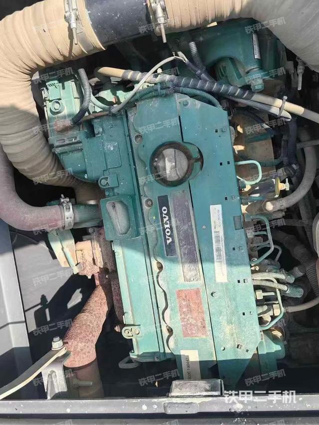 发动机整体俯视（整机外观）