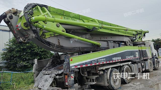 整机左侧（设备外观及核心部件）