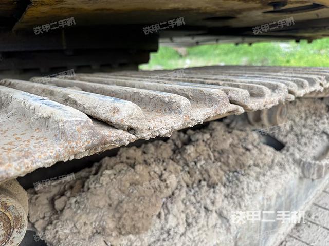 单侧履带整体（整机外观）