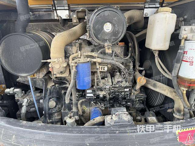 发动机整体俯视（整机外观）