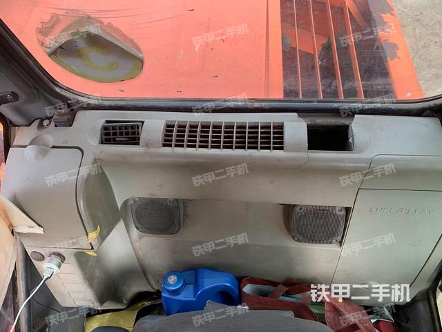 驾驶室整体（整机外观）