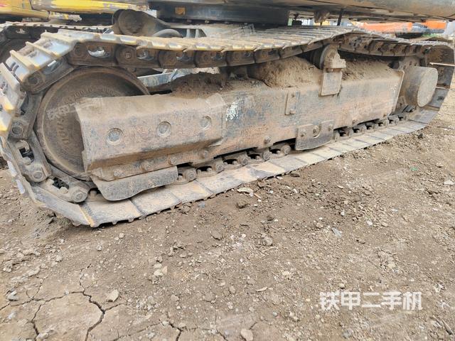 单侧履带整体（整机外观）