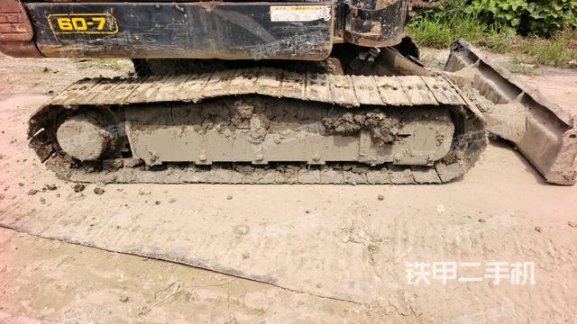 右侧履带整体 （行走机构）