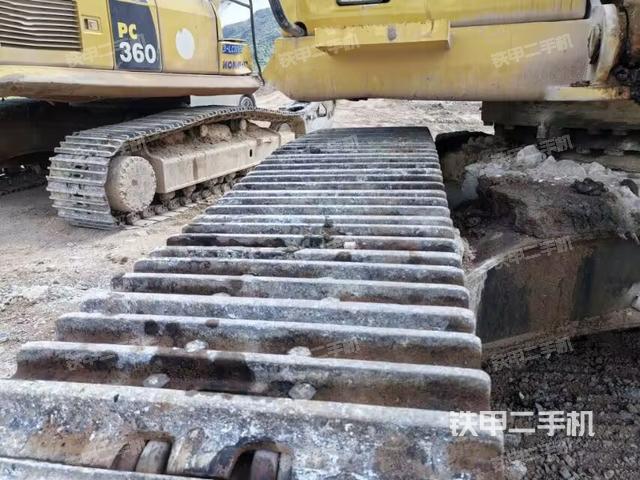 左导向轮（行走机构）