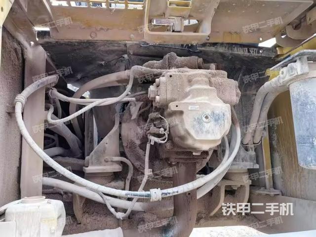 液压泵室（大件舱室）