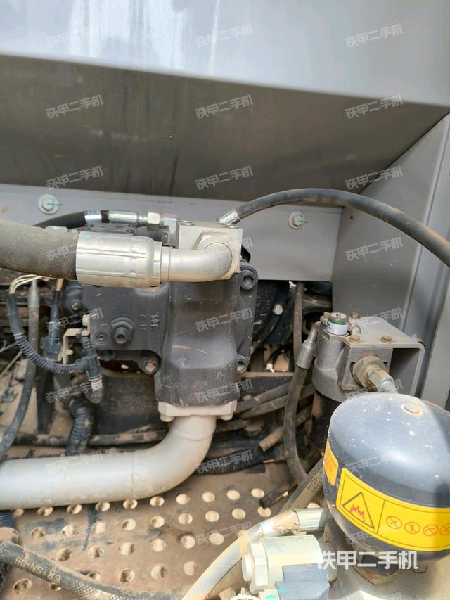 液壓泵室（大件艙室）