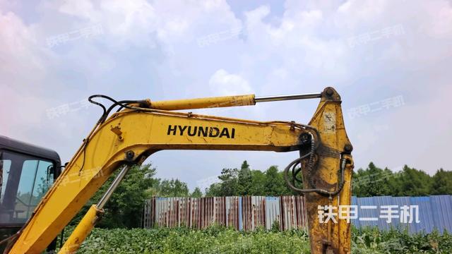 大臂整体 右侧（工作和回转装置）