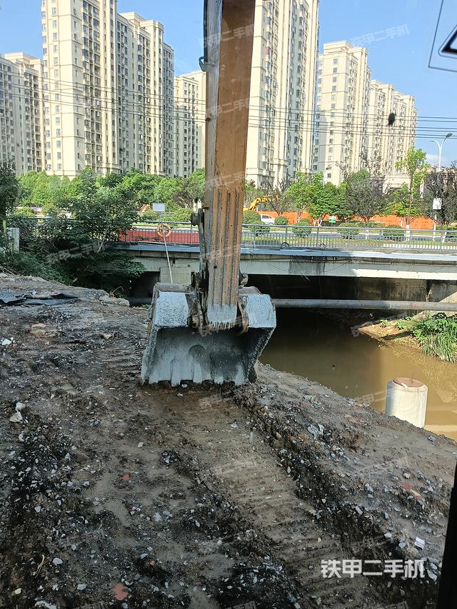 整机右后45°（整机外观）