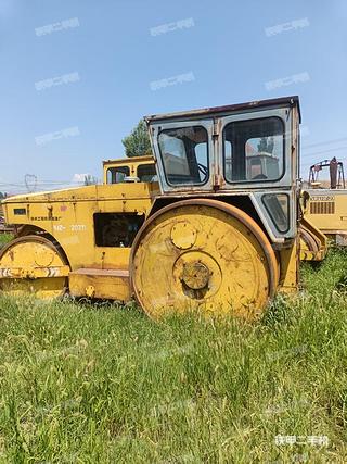 宝马格BW151AD-4压路机实拍图片