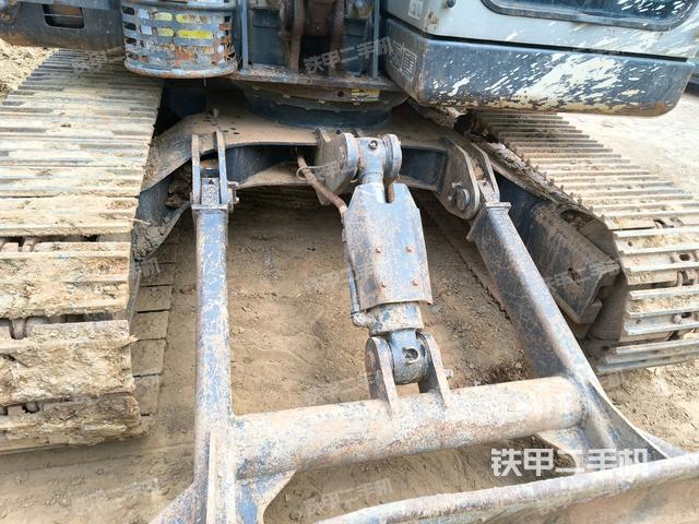 小臂整體左后（工作和回轉(zhuǎn)裝置）