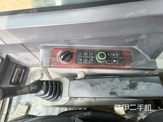 顯示屏?（駕駛室部分）