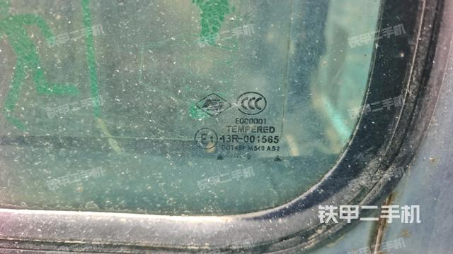 后窗玻璃角標(biāo)（駕駛室部分）