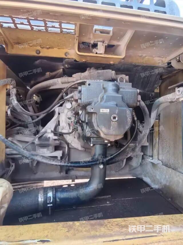 液压泵室（大件舱室）