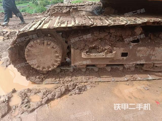 单侧履带整体（整机外观）