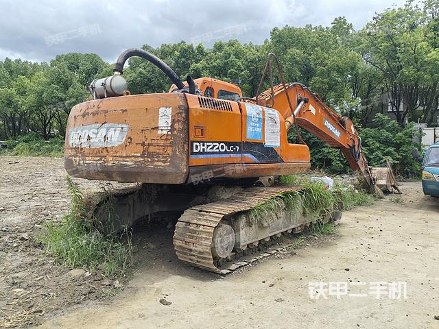 整機右后45°（整機外觀）