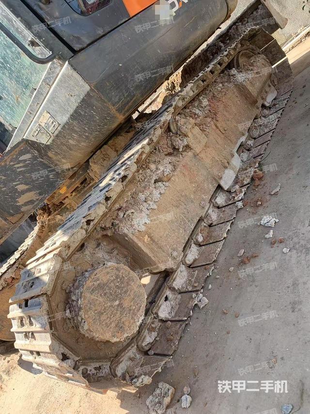 单侧履带整体（整机外观）