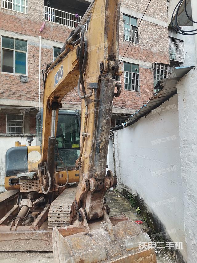 徐工XE60D挖掘机