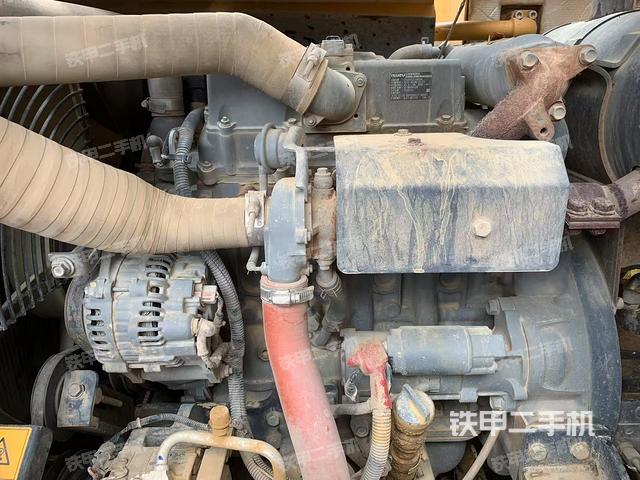 发动机整体俯视（整机外观）