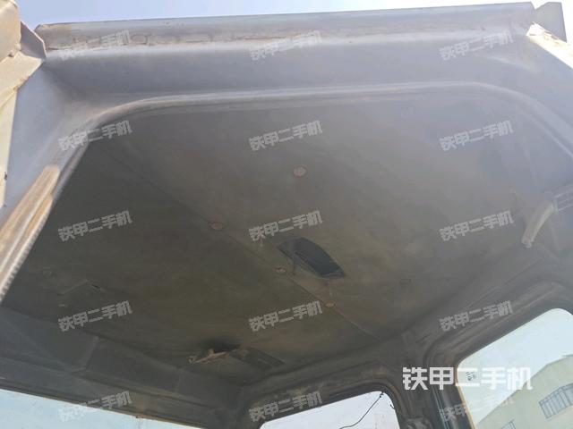 駕駛室外頂部全景（推土機(jī)駕駛室）