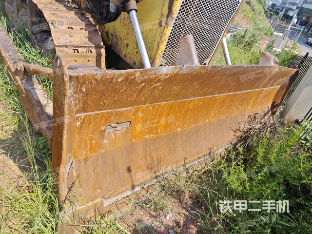 推土鏟右后（推土機(jī)底盤及工作裝置）