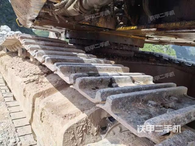 左侧履带整体 （行走机构）