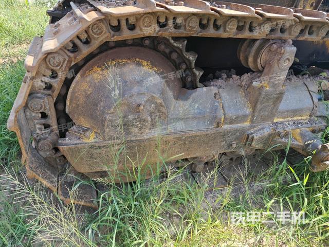 右驅(qū)動(dòng)輪（推土機(jī)底盤及工作裝置）