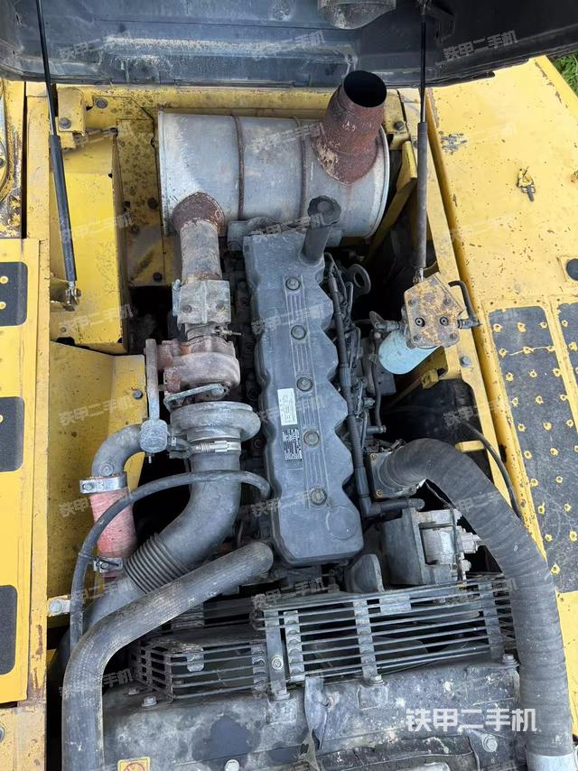 发动机整体俯视（整机外观）