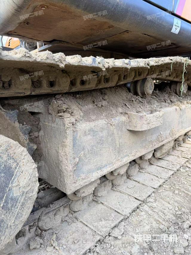 单侧履带整体（整机外观）