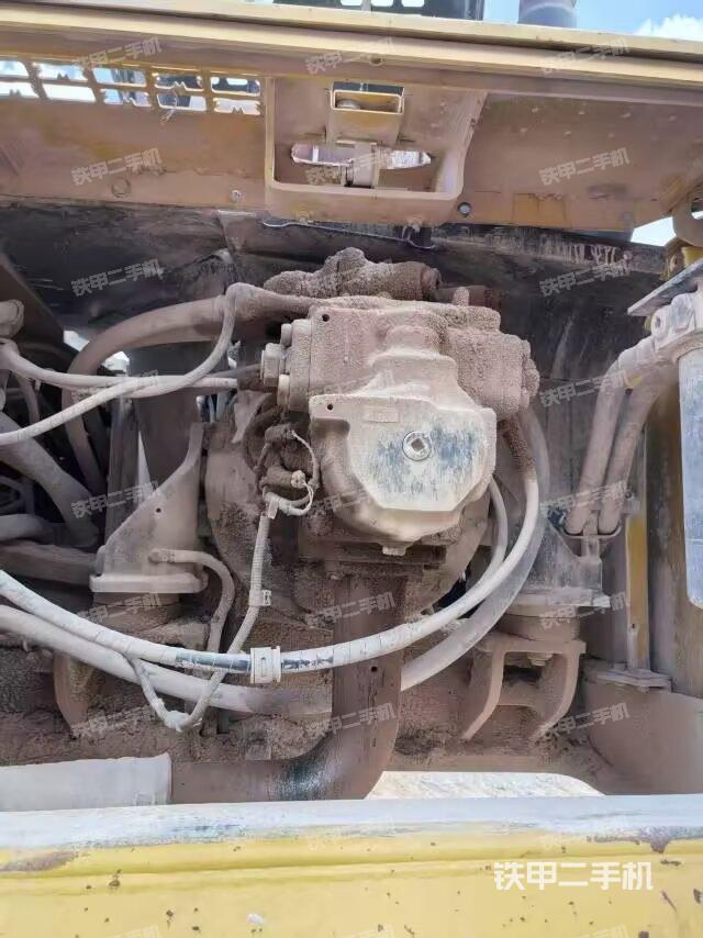 液压泵斜45 右（大件舱室）