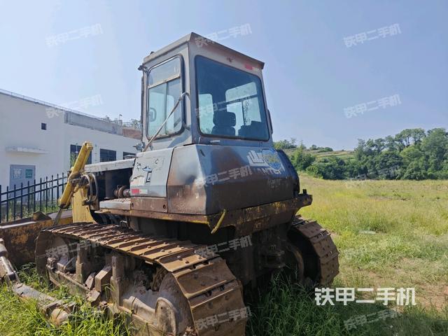 左后45°（推土機(jī)整車外觀）