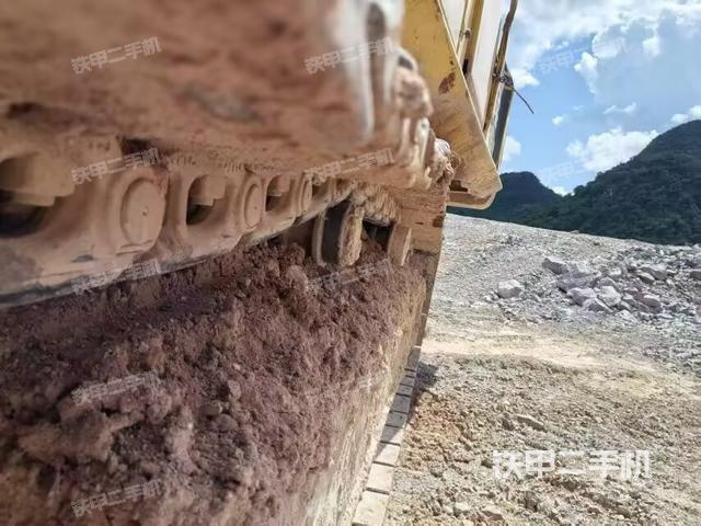 左导向轮（行走机构）