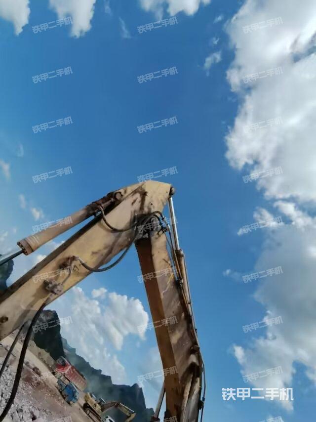 大臂整体 右侧（工作和回转装置）