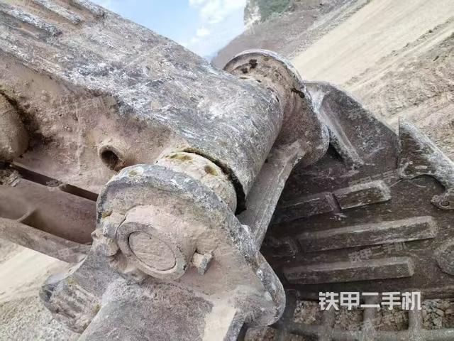 大臂整体 右侧（工作和回转装置）