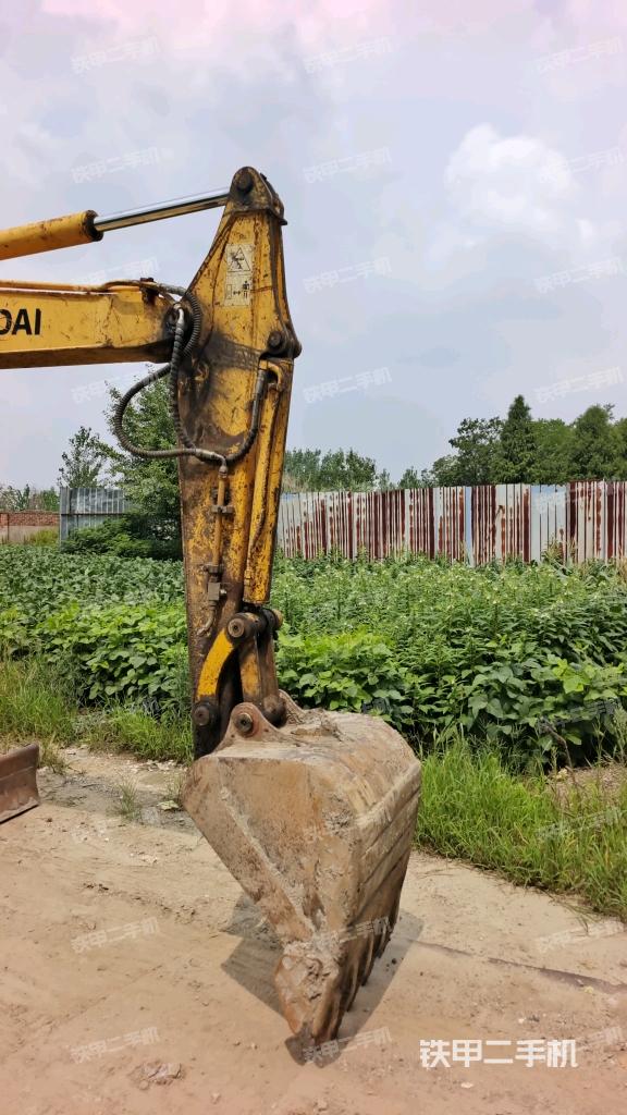 小臂整体右前（工作和回转装置）