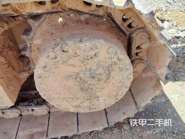 右侧履带整体（行走机构）