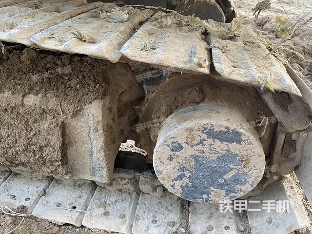 单侧履带整体（整机外观）