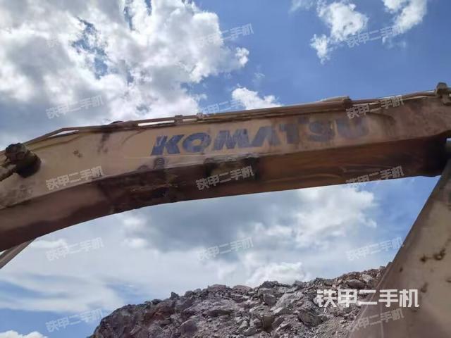 转盘和下车架正前（工作和回转装置）